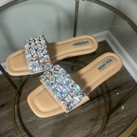 Steve Madden Malina Nude Gemstones Slide Sandals, size 8 - Picture 2 of 5